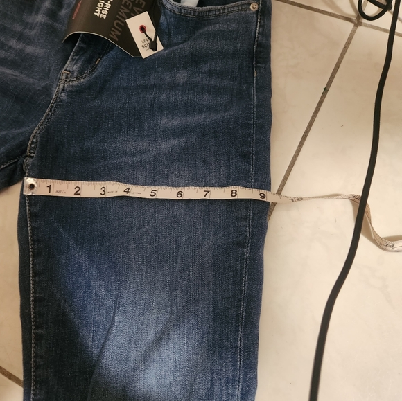 NWT Levi high rise straight jeans - Picture 6 of 10